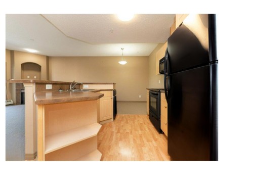 209 5280 Terwillegar Boulevard Nw, Edmonton, AB - Indoor Photo Showing Other Room