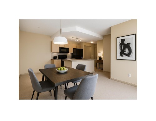 209 5280 Terwillegar Boulevard Nw, Edmonton, AB - Indoor Photo Showing Dining Room