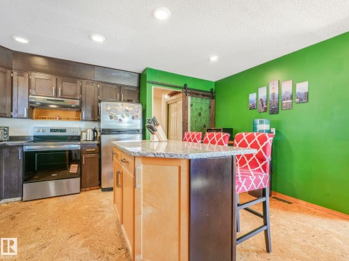 3608 15 Avenue, Edmonton, AB - Indoor Photo Showing Kitchen