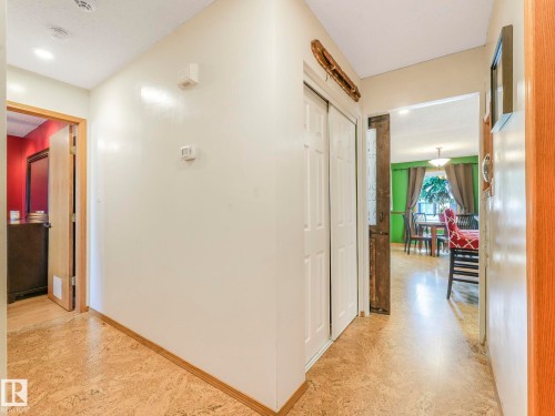 3608 15 Avenue, Edmonton, AB - Indoor Photo Showing Other Room