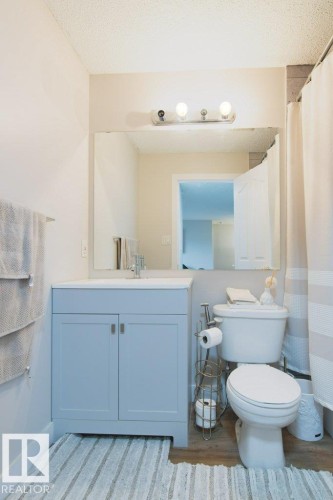 417 16303 95 Street, Edmonton, AB - Indoor Photo Showing Bathroom