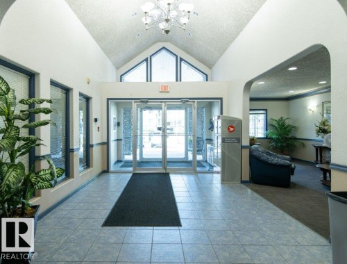 417 16303 95 Street, Edmonton, AB - Indoor Photo Showing Other Room