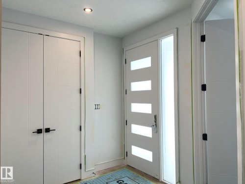 77 Mockingbird Crescent, Fort Saskatchewan, AB - Indoor Photo Showing Other Room