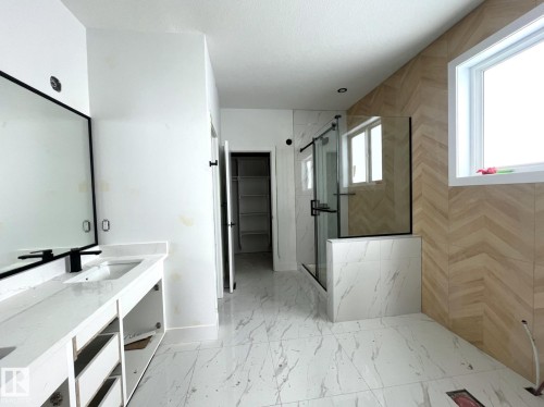 77 Mockingbird Crescent, Fort Saskatchewan, AB - Indoor Photo Showing Bathroom