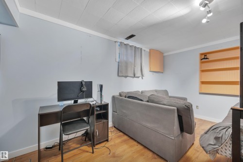 6720 20 Avenue, Edmonton, AB - Indoor