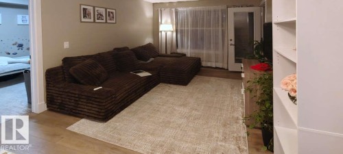 218 3715 Whitelaw Lane, Edmonton, AB - Indoor