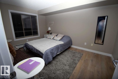 218 3715 Whitelaw Lane, Edmonton, AB - Indoor Photo Showing Bedroom