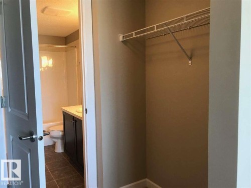 218 3715 Whitelaw Lane, Edmonton, AB - Indoor