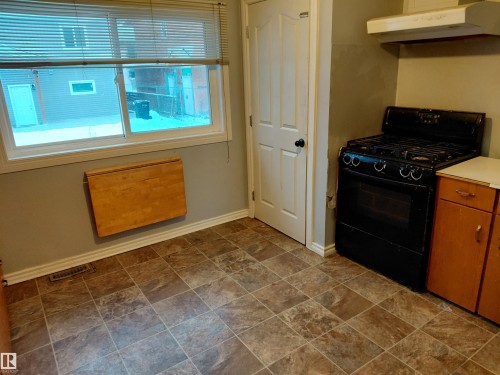 10451 157 Street, Edmonton, AB - Indoor Photo Showing Other Room