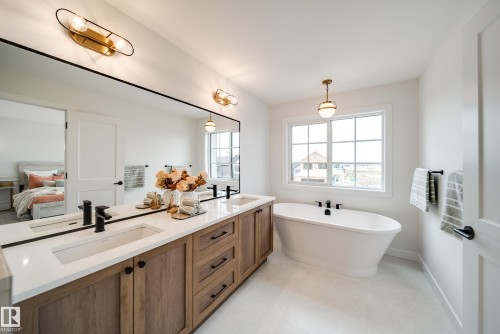 14 Cloutier Close, St. Albert, AB - Indoor Photo Showing Bathroom