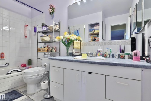 127 2204 118 Street, Edmonton, AB - Indoor Photo Showing Bathroom