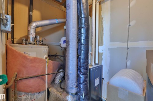 127 2204 118 Street, Edmonton, AB - Indoor