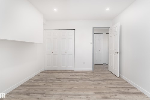 4B 13230 Fort Road, Edmonton, AB - Indoor Photo Showing Other Room