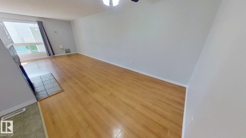 9309 172 Street, Edmonton, AB - Indoor Photo Showing Other Room