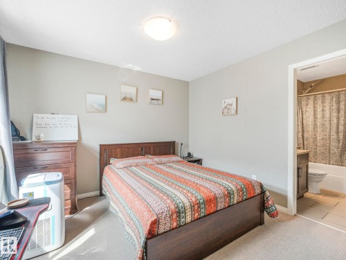 128 1804 70 Street, Edmonton, AB - Indoor Photo Showing Bedroom