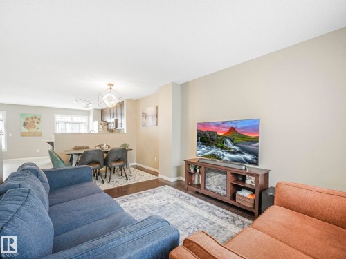 128 1804 70 Street, Edmonton, AB - Indoor Photo Showing Living Room
