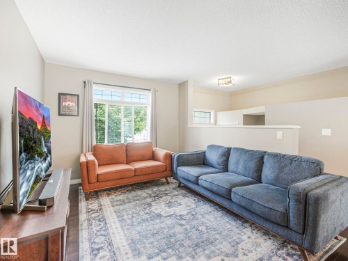128 1804 70 Street, Edmonton, AB - Indoor Photo Showing Living Room