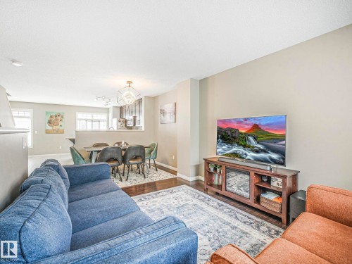 128 1804 70 Street, Edmonton, AB - Indoor Photo Showing Living Room
