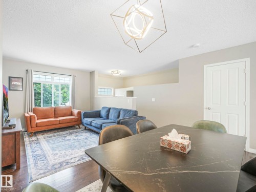 128 1804 70 Street, Edmonton, AB - Indoor Photo Showing Living Room