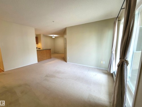 312 10511 42 Avenue, Edmonton, AB - Indoor Photo Showing Other Room