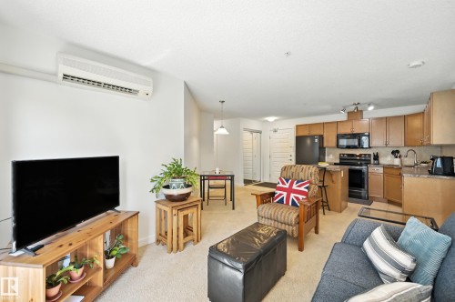 212 11615 Ellerslie Road Sw, Edmonton, AB - Indoor Photo Showing Other Room