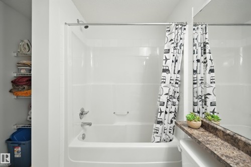 212 11615 Ellerslie Road Sw, Edmonton, AB - Indoor Photo Showing Bathroom