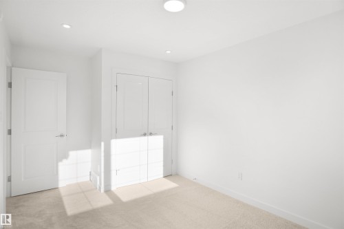 20608 27 Avenue, Edmonton, AB - Indoor Photo Showing Other Room
