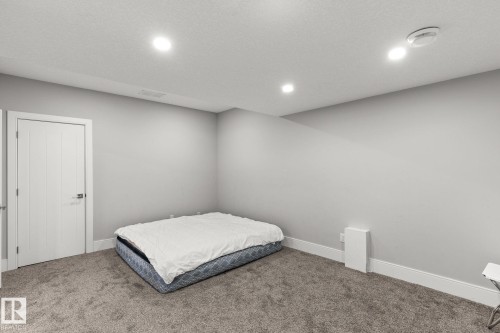 1507 Adamson View Sw, Edmonton, AB - Indoor