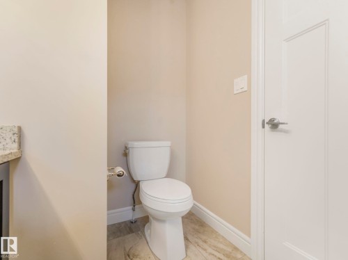 2 10319 120 Street, Edmonton, AB - Indoor Photo Showing Bathroom
