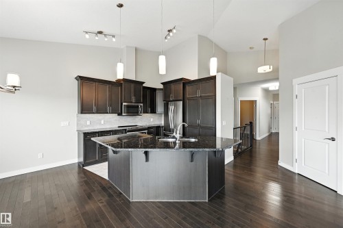 14 3090 Cameron Heights Way, Edmonton, AB - Indoor Photo Showing Kitchen With Upgraded Kitchen