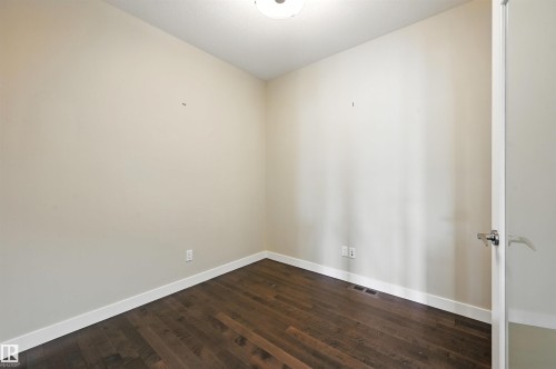 14 3090 Cameron Heights Way, Edmonton, AB - Indoor Photo Showing Other Room