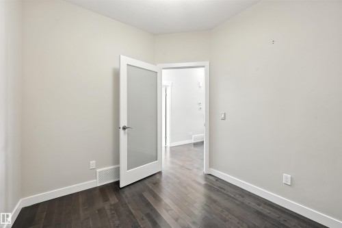14 3090 Cameron Heights Way, Edmonton, AB - Indoor Photo Showing Other Room