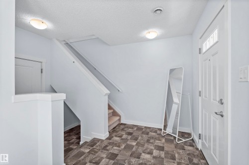 753 Allard Boulevard, Edmonton, AB - Indoor Photo Showing Other Room