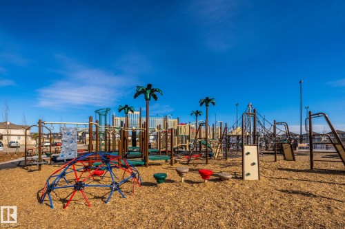 753 Allard Boulevard, Edmonton, AB - Outdoor