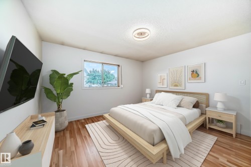 15571 59A Street, Edmonton, AB - Indoor Photo Showing Bedroom