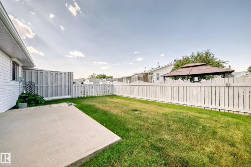 15571 59A Street, Edmonton, AB - Outdoor