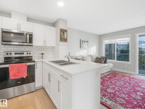 86 17832 78 Street, Edmonton, AB - Indoor Photo Showing Kitchen With Stainless Steel Kitchen With Double Sink With Upgraded Kitchen