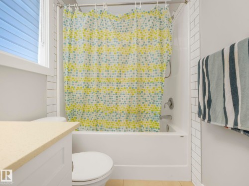 86 17832 78 Street, Edmonton, AB - Indoor Photo Showing Bathroom