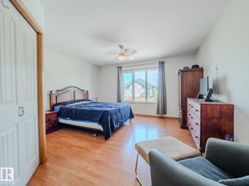 7824 165 Avenue, Edmonton, AB - Indoor Photo Showing Bedroom