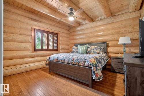 16 52111 Rge Road 25, Rural Parkland County, AB - Indoor Photo Showing Bedroom