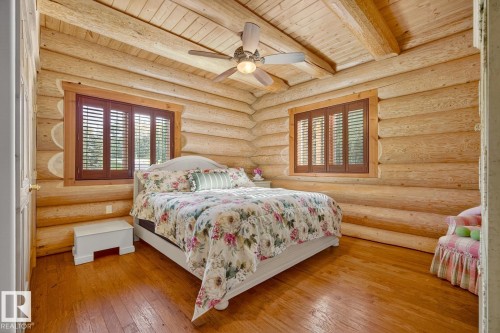 16 52111 Rge Road 25, Rural Parkland County, AB - Indoor Photo Showing Bedroom