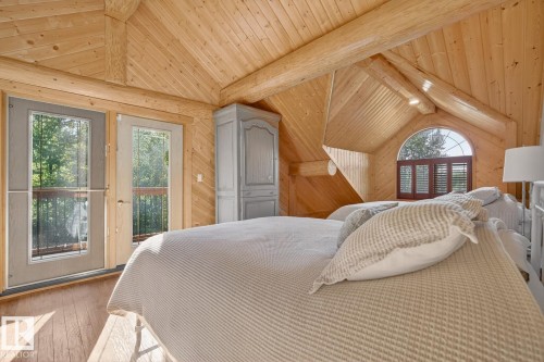 16 52111 Rge Road 25, Rural Parkland County, AB - Indoor Photo Showing Bedroom