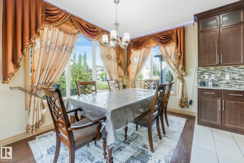 1238 Secord Landing Landing, Edmonton, AB - Indoor Photo Showing Dining Room