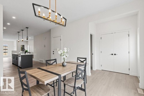 9826 158 Street, Edmonton, AB - Indoor Photo Showing Dining Room