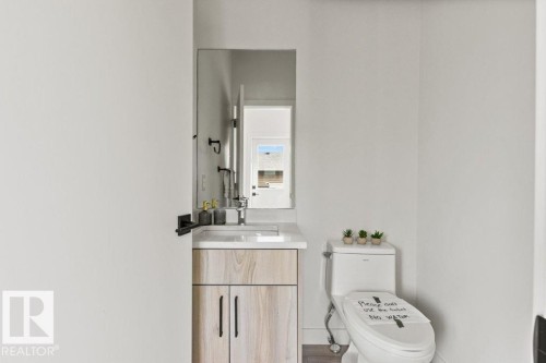 9826 158 Street, Edmonton, AB - Indoor Photo Showing Bathroom