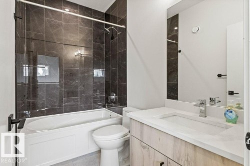 9826 158 Street, Edmonton, AB - Indoor Photo Showing Bathroom