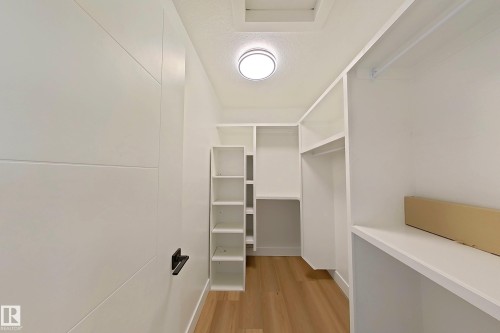 12 Southbridge Crescent, Calmar, AB - Indoor