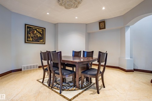 4103 Westcliff Heath Heath Sw, Edmonton, AB - Indoor Photo Showing Dining Room