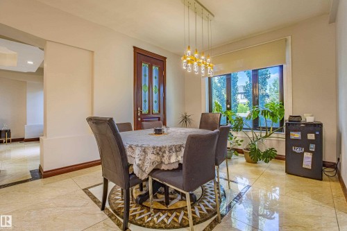 4103 Westcliff Heath Heath Sw, Edmonton, AB - Indoor Photo Showing Dining Room