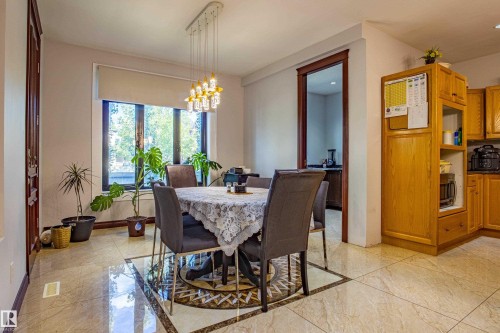 4103 Westcliff Heath Heath Sw, Edmonton, AB - Indoor Photo Showing Dining Room